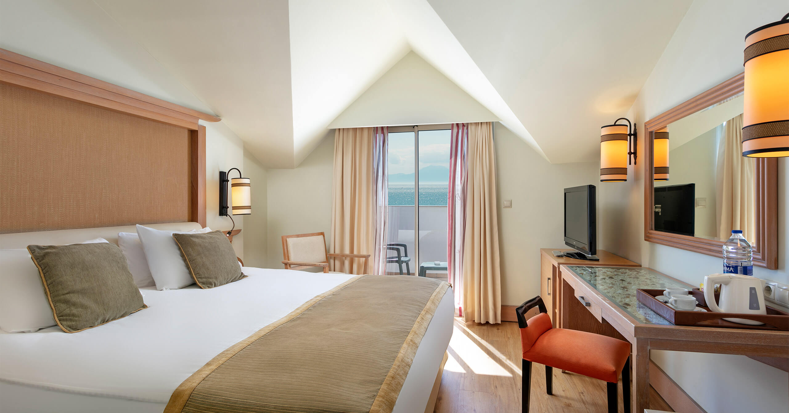 Dobedan Beach Resort Odalar Aile Odasi Slider4