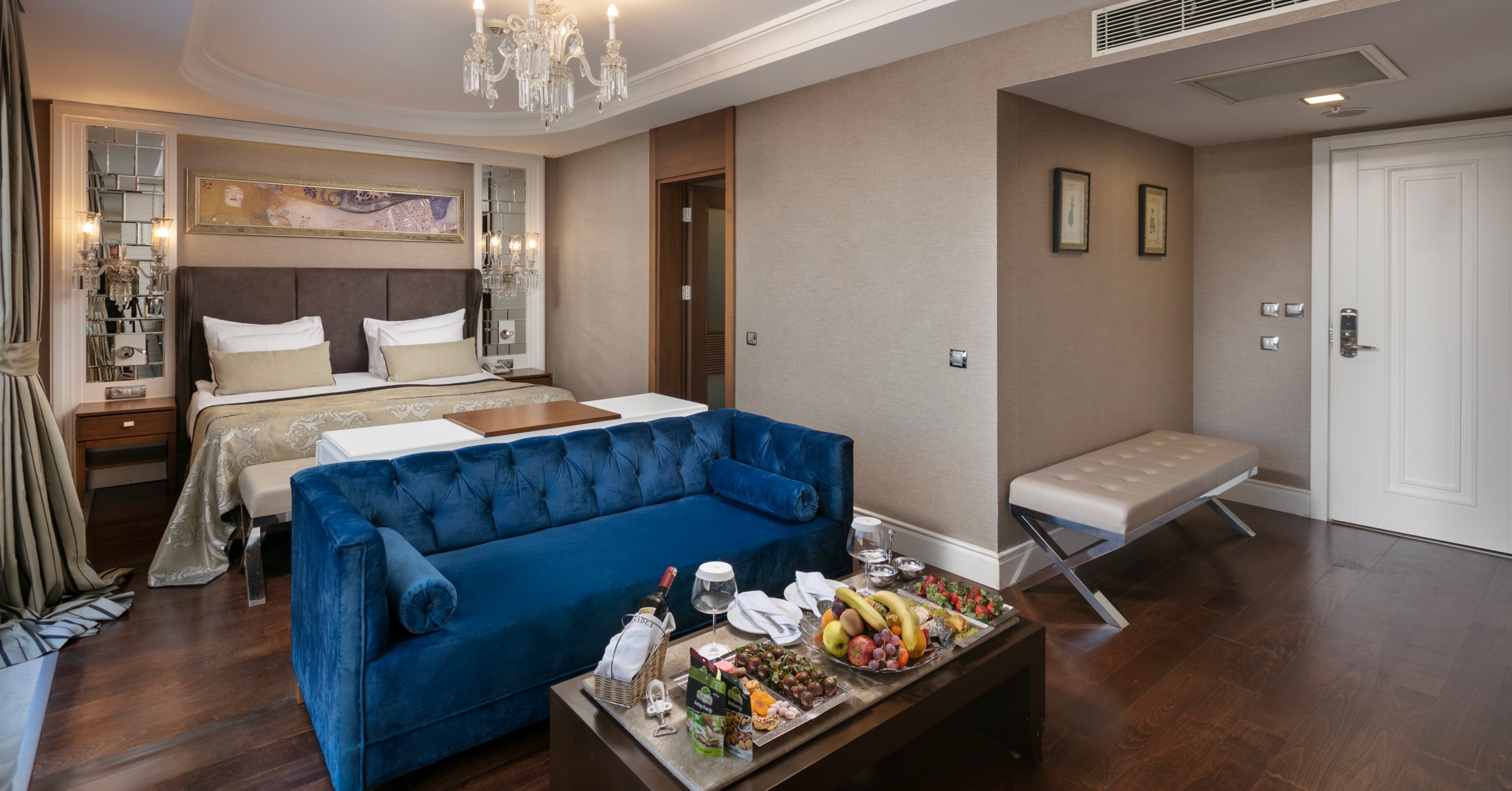 Dobedan Exclusive Belek Hotel One Bedroom Suit Slider5 Min